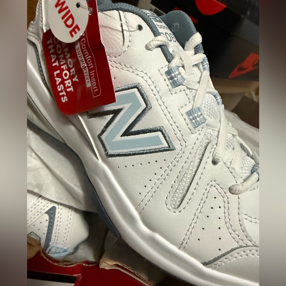 New Balance Kids' White and Light Blue Sneakers new women's size 7 wide